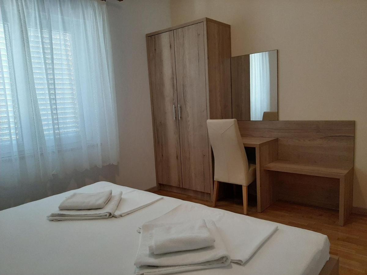 Apartments Edo Novaglia Esterno foto