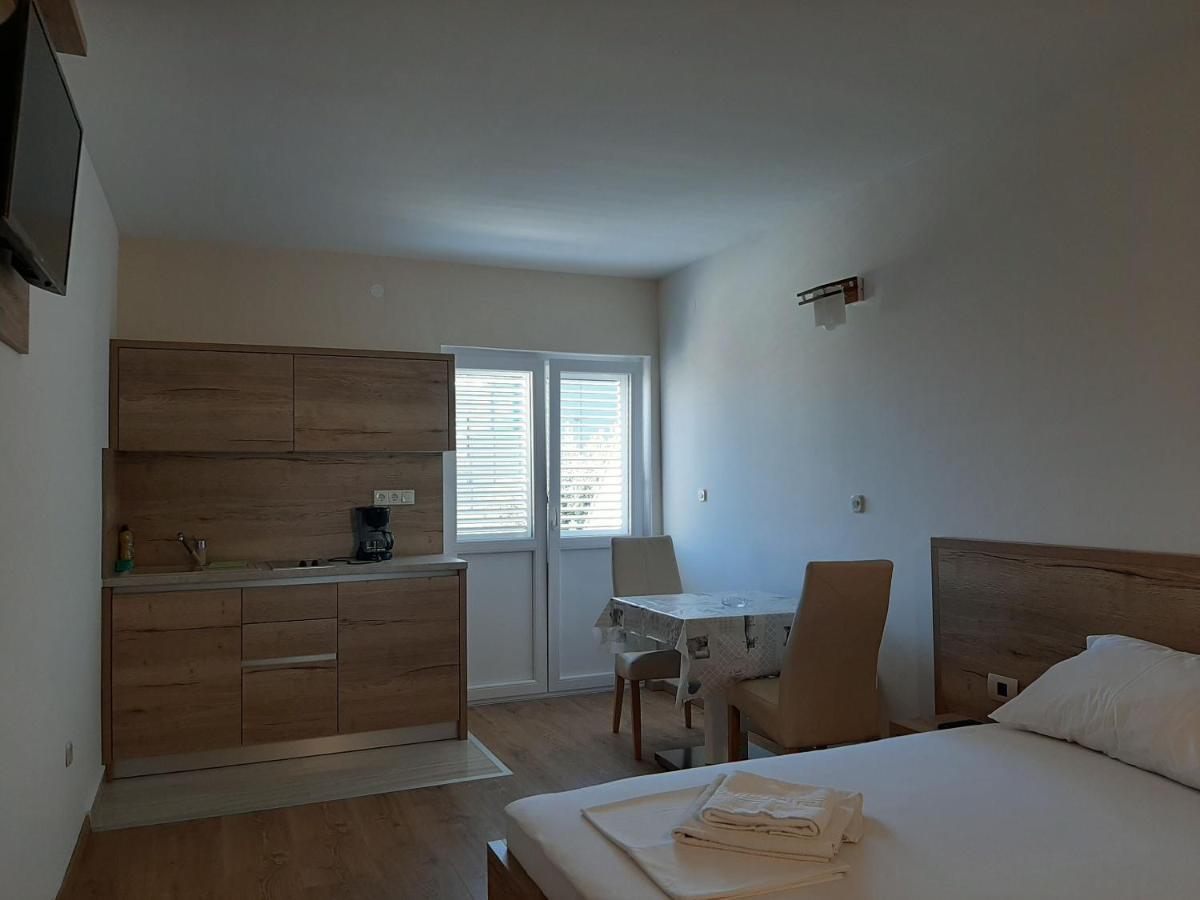 Apartments Edo Novaglia Esterno foto